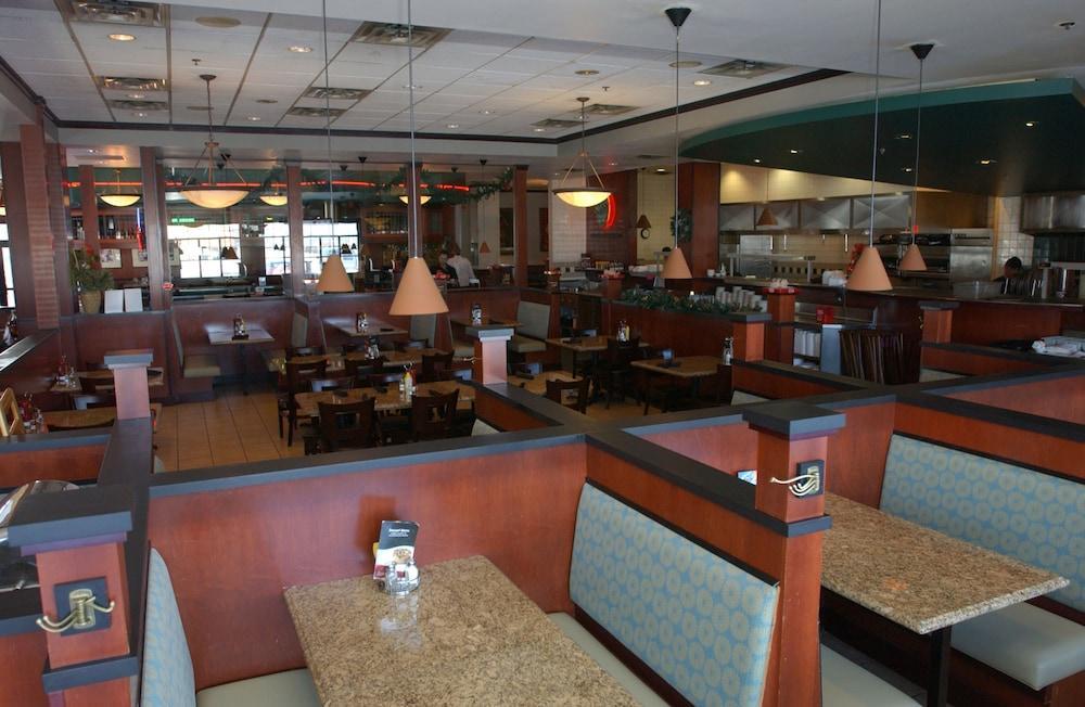 Holiday Inn Hotel & Suites Owatonna Εξωτερικό φωτογραφία