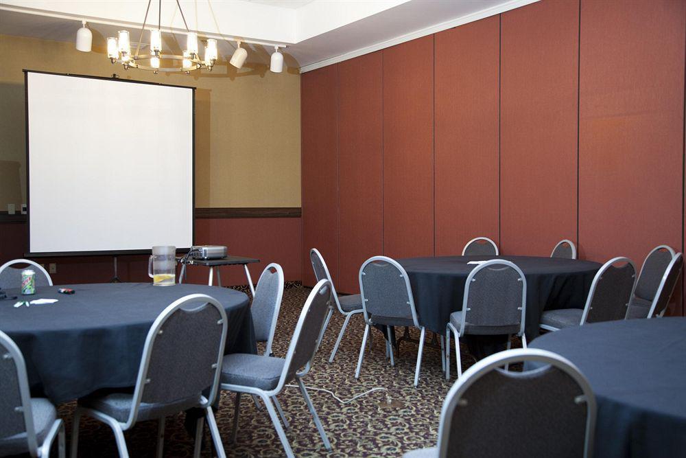 Holiday Inn Hotel & Suites Owatonna Ανέσεις φωτογραφία
