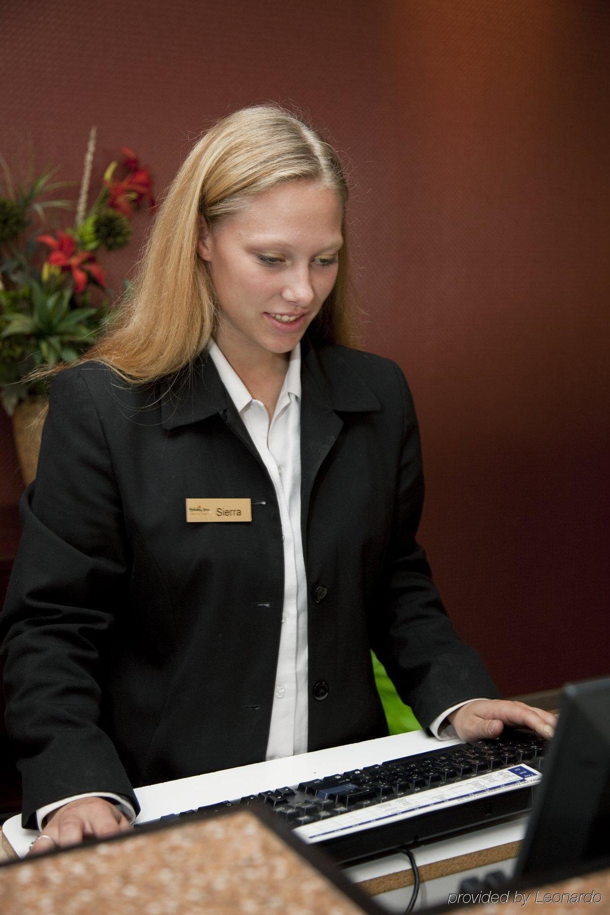 Holiday Inn Hotel & Suites Owatonna Εξωτερικό φωτογραφία