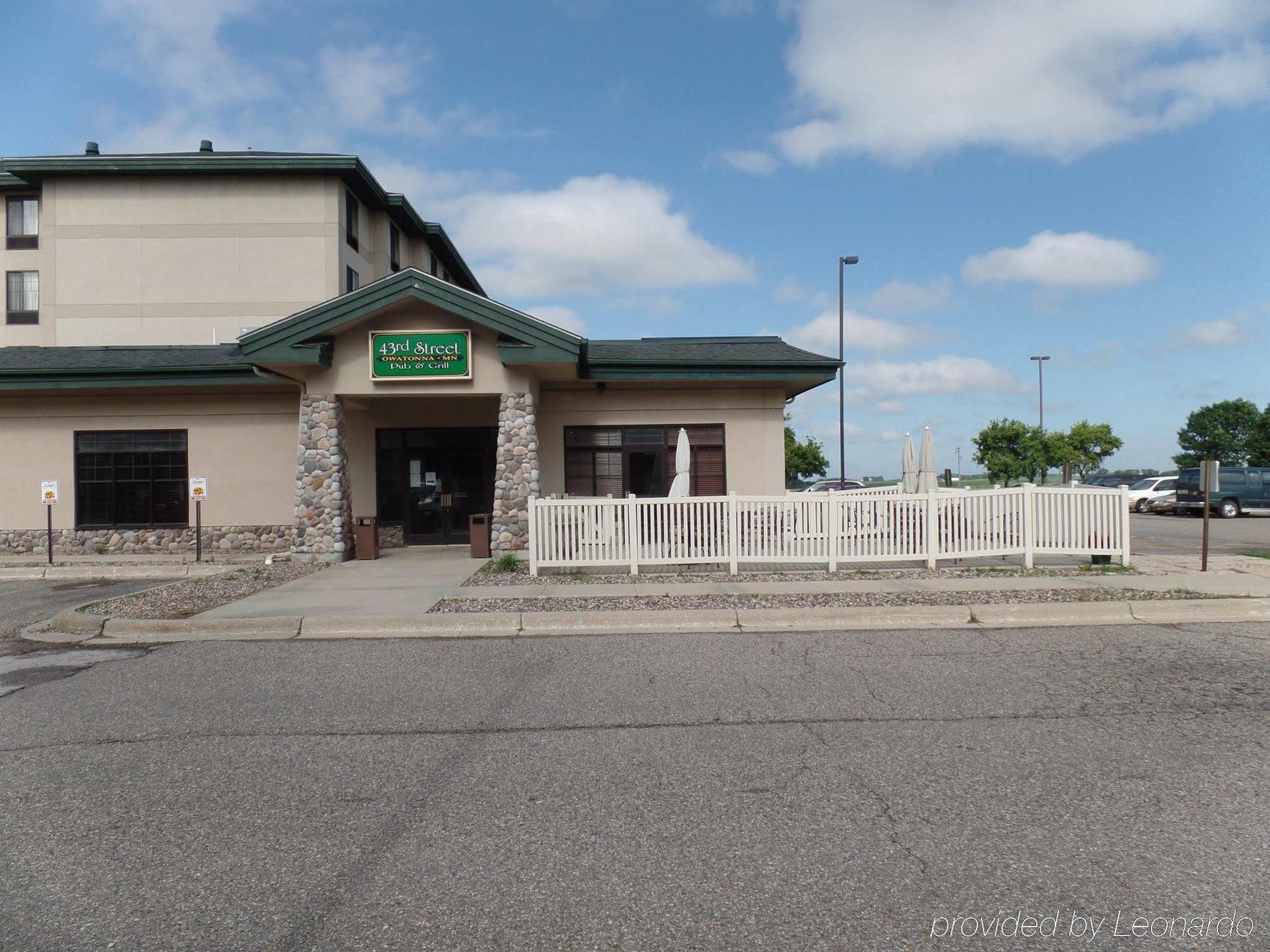Holiday Inn Hotel & Suites Owatonna Εξωτερικό φωτογραφία