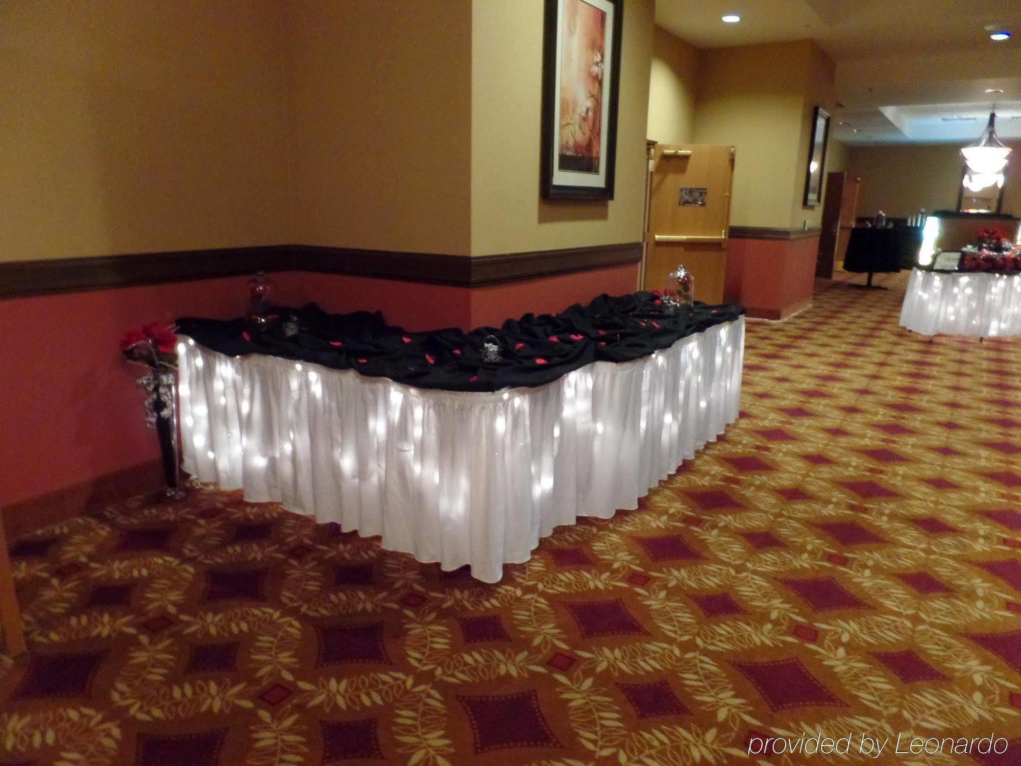 Holiday Inn Hotel & Suites Owatonna Εξωτερικό φωτογραφία