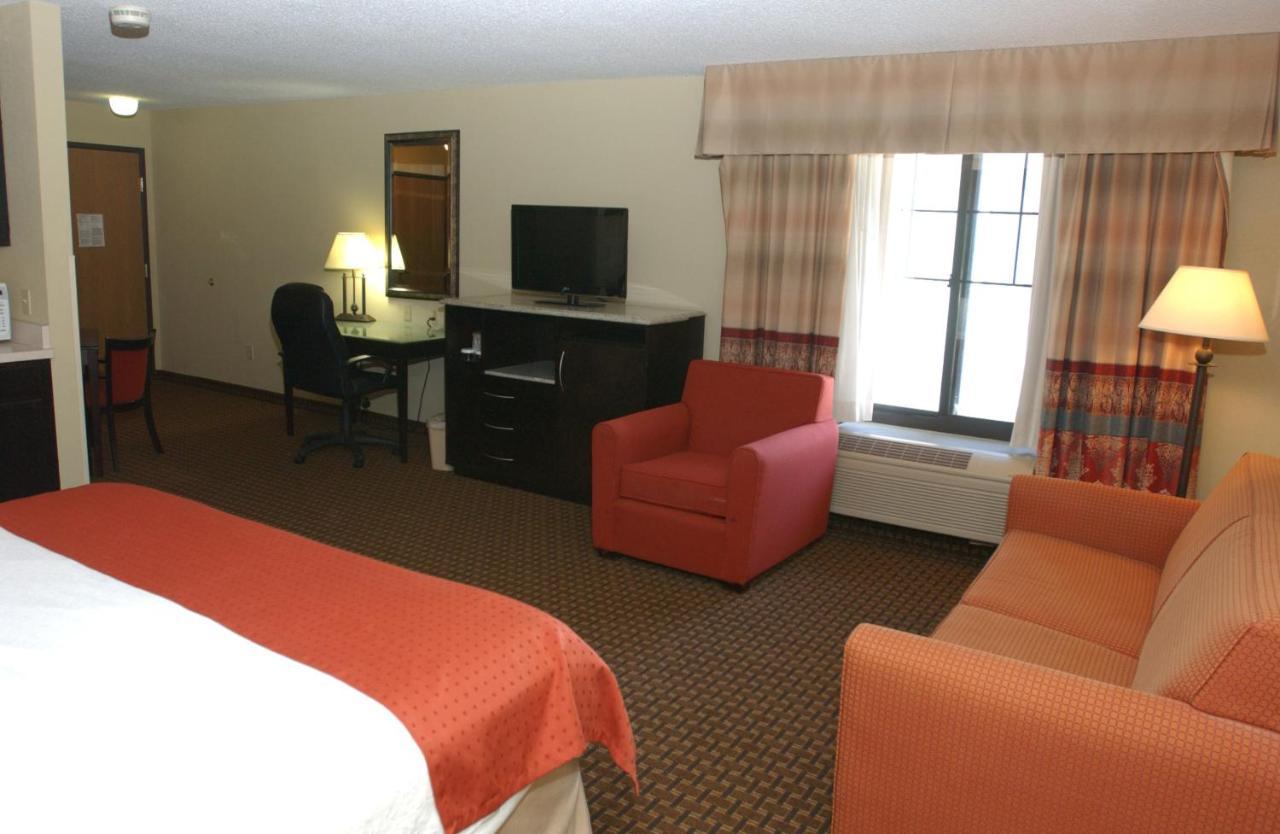 Holiday Inn Hotel & Suites Owatonna Εξωτερικό φωτογραφία