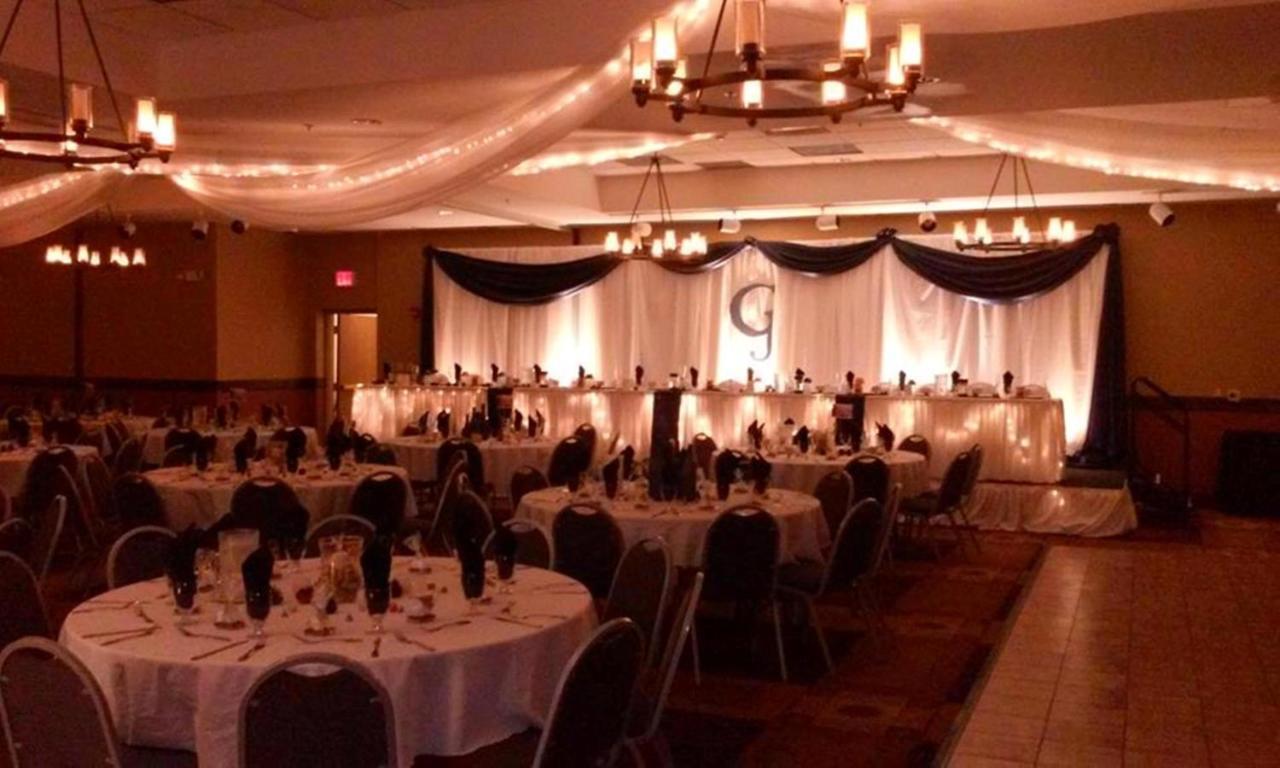 Holiday Inn Hotel & Suites Owatonna Εξωτερικό φωτογραφία